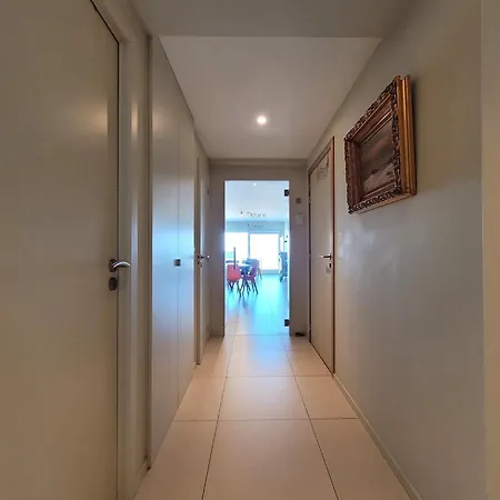 Apartamento In Nieuwpoort With Stunning Sea Views